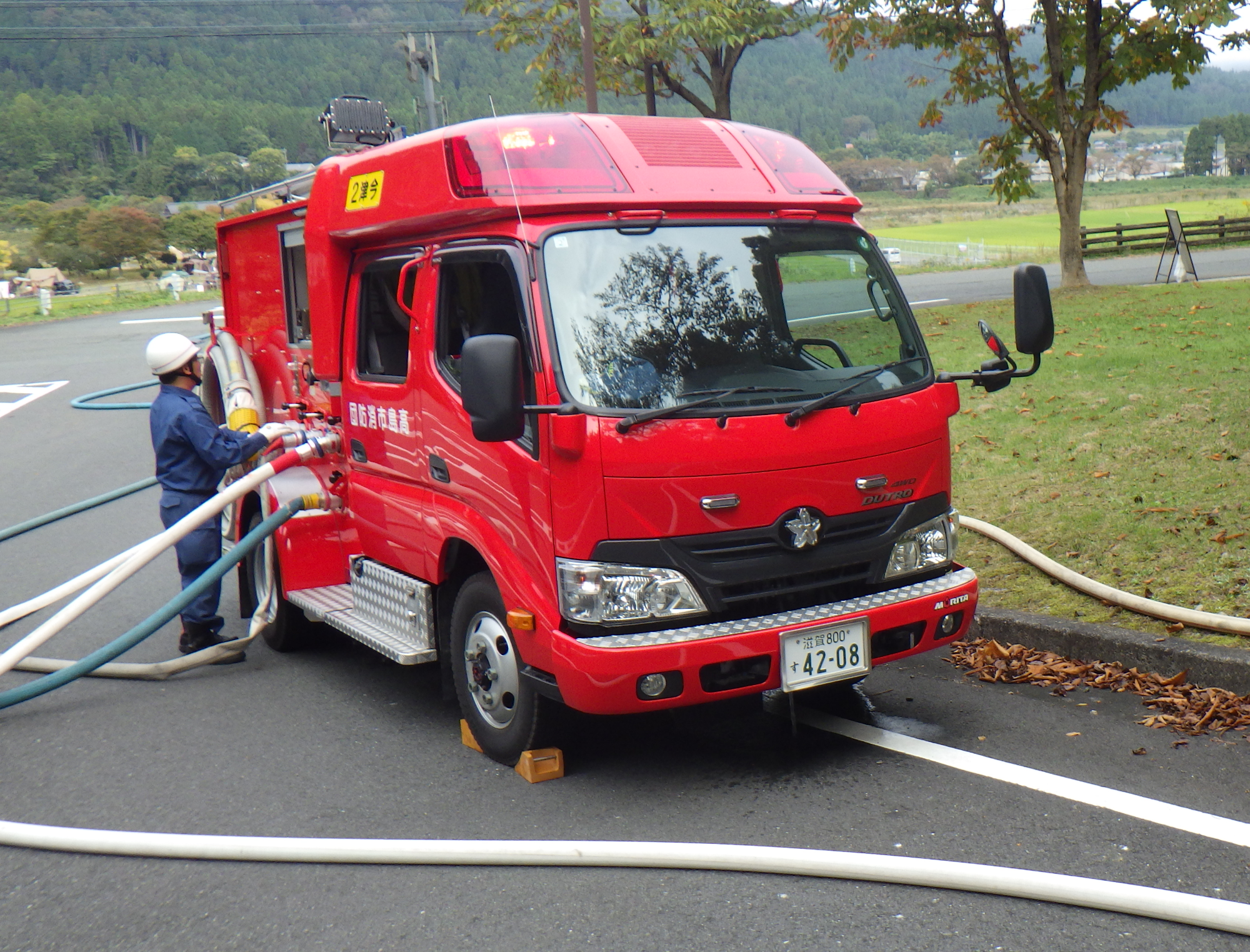 消防ポンプ自動車による中継送水