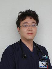 研修医の顔写真
