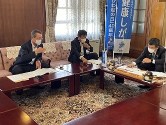 滋賀県市長会による令和4年度滋賀県予算施策への要望活動の様子