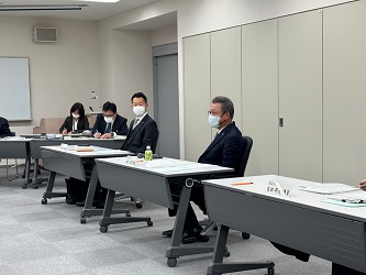 令和5年2月滋賀県市町村職員研修センター議会定例会の様子