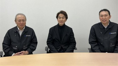 現地でのキックオフミーティングの様子