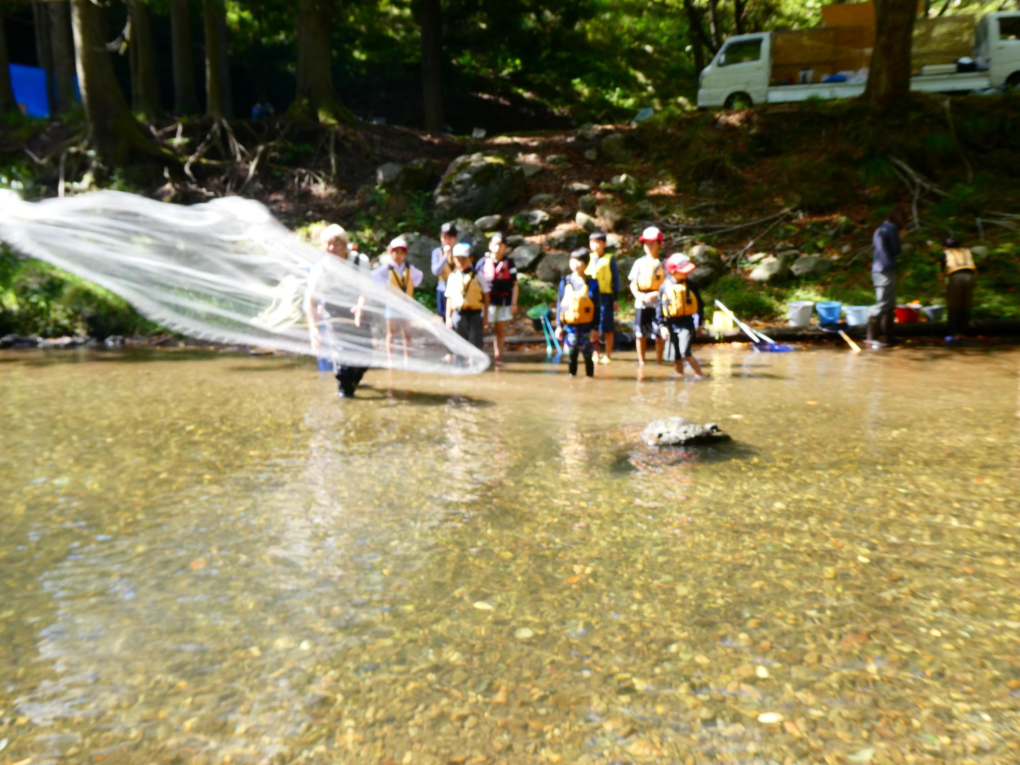 みんなで水族館2